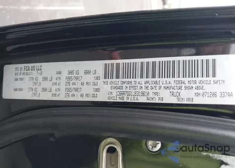 2018 Ram 1500 Slt 4X4 6'4 Box z USA, uszkodzony, nr VIN 1C6RR7GG1JS319610